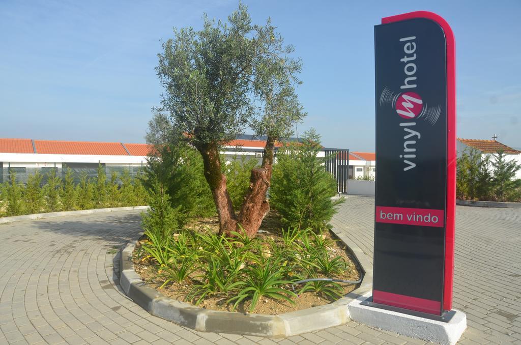 Vinyl M Hotel Design Inn Mealhada Exterior foto