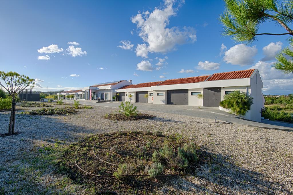 Vinyl M Hotel Design Inn Mealhada Exterior foto